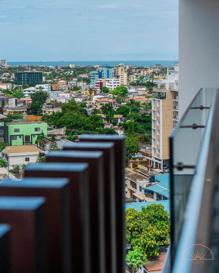 Solea 1 Bedroom Apartment - Central, Comfortable, Cozy, Balcony, Pool, Gym Accra Exterior photo